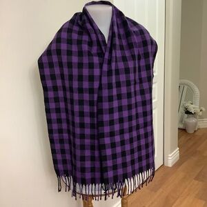 Gorgeous Purple Black Plaid Scarf Shawl